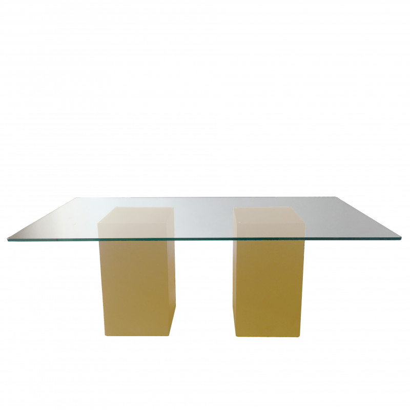 CLAU - dining table