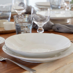 30 Piece Nova Dinnerware Set