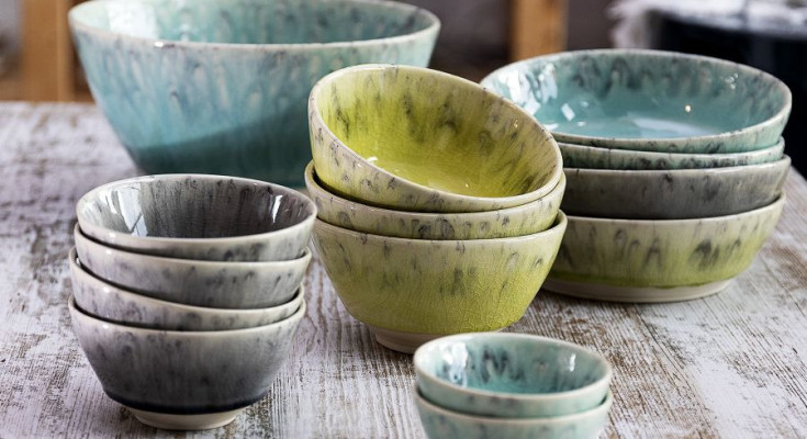 Salad Bowls and Bowls